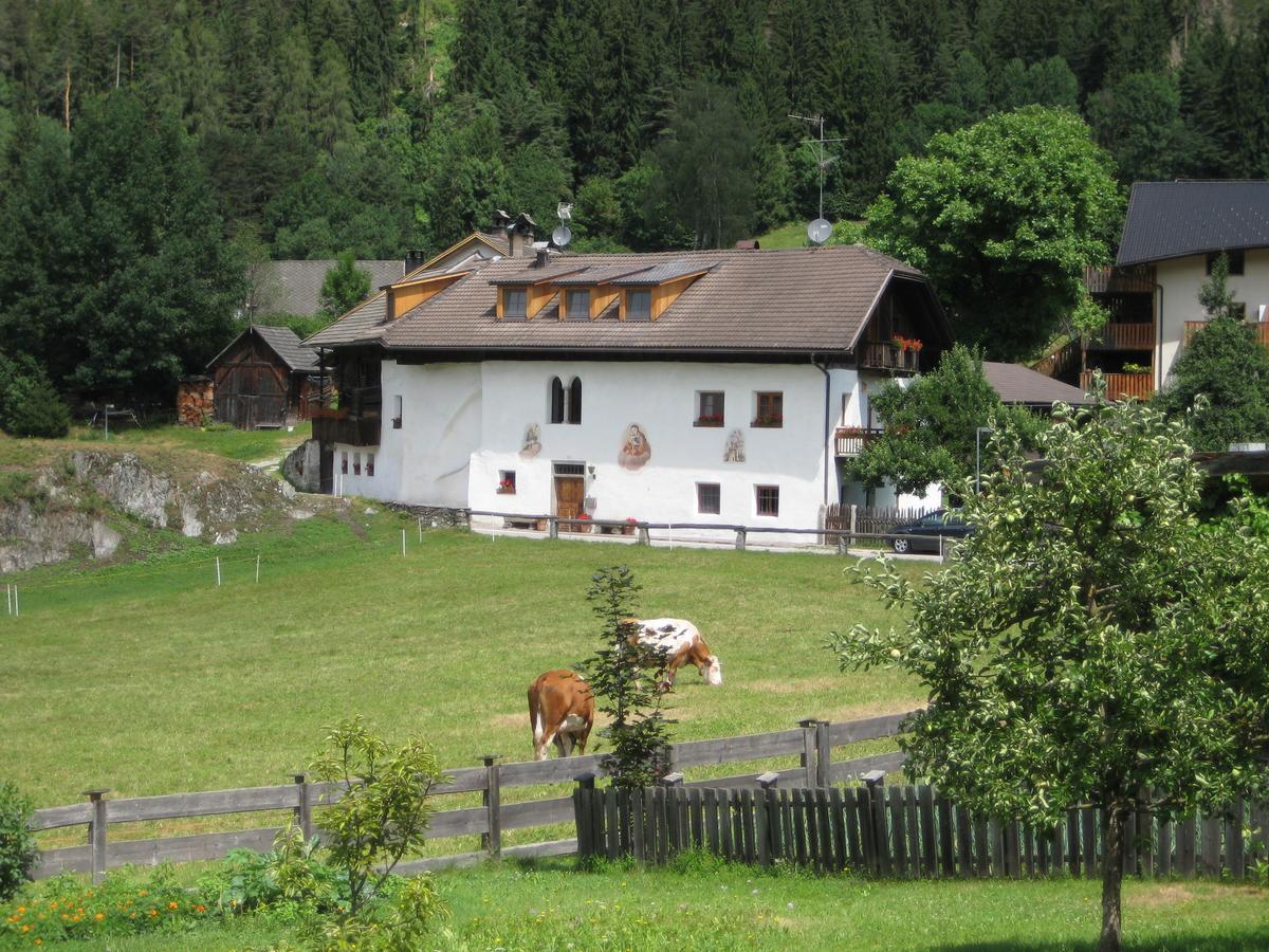 Krueglwirt Apartment San Lorenzo di Sebato Exterior photo